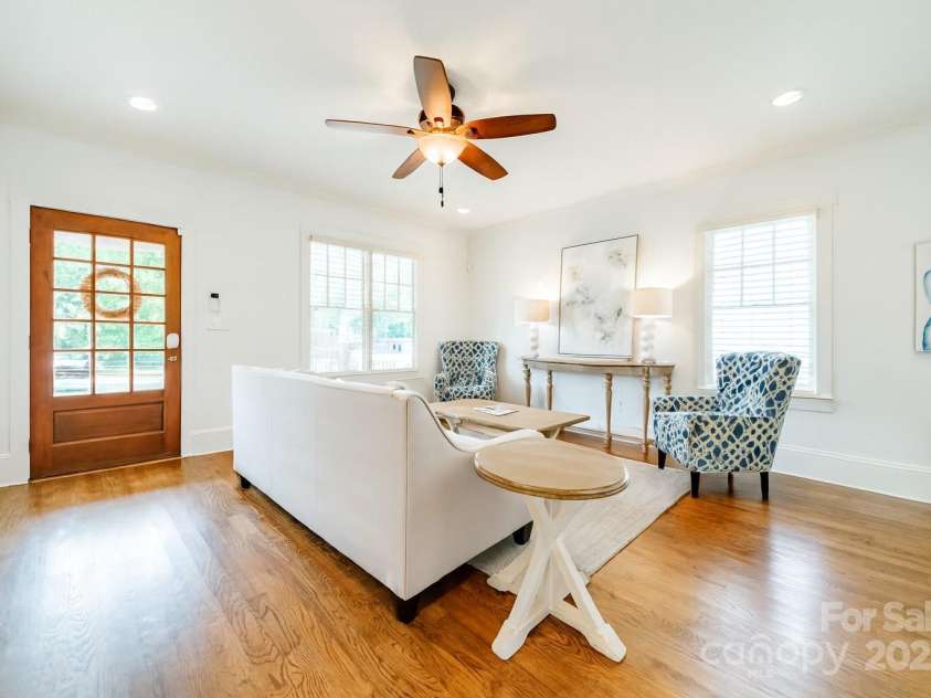 1923 Merriman Avenue, Charlotte, NC 28203.  MLS# CAR4307332, YatesRealty ID 49558. 