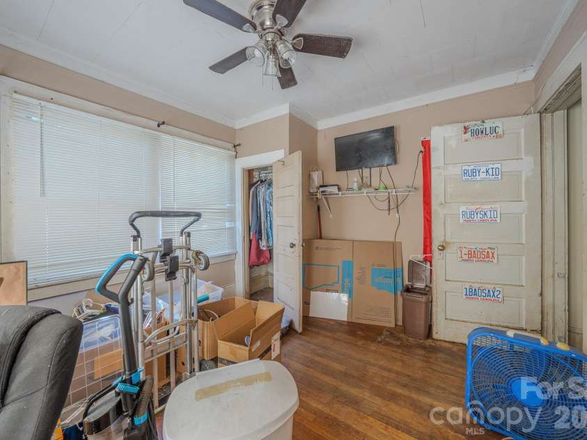 24 Timothy Street, Asheville, NC 28801.  MLS# CAR4412352, YatesRealty ID 49559. 