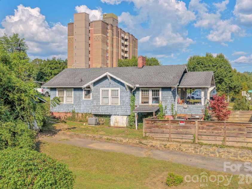 24 Timothy Street, Asheville, NC 28801.  MLS# CAR4412352, YatesRealty ID 49559. 