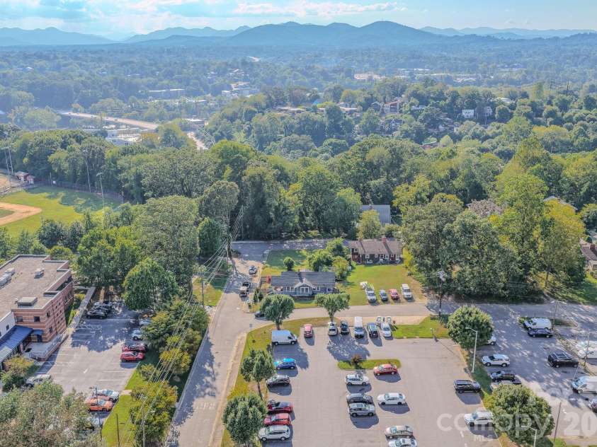 24 Timothy Street, Asheville, NC 28801.  MLS# CAR4412352, YatesRealty ID 49559. 