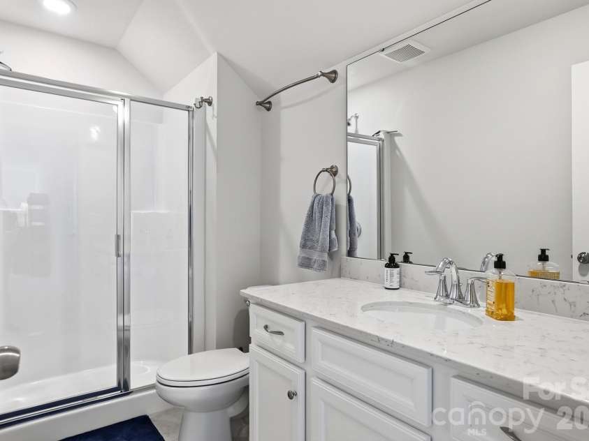 17446 Chaco Lane, Charlotte, NC 28278.  MLS# CAR4422494, YatesRealty ID 49561. 