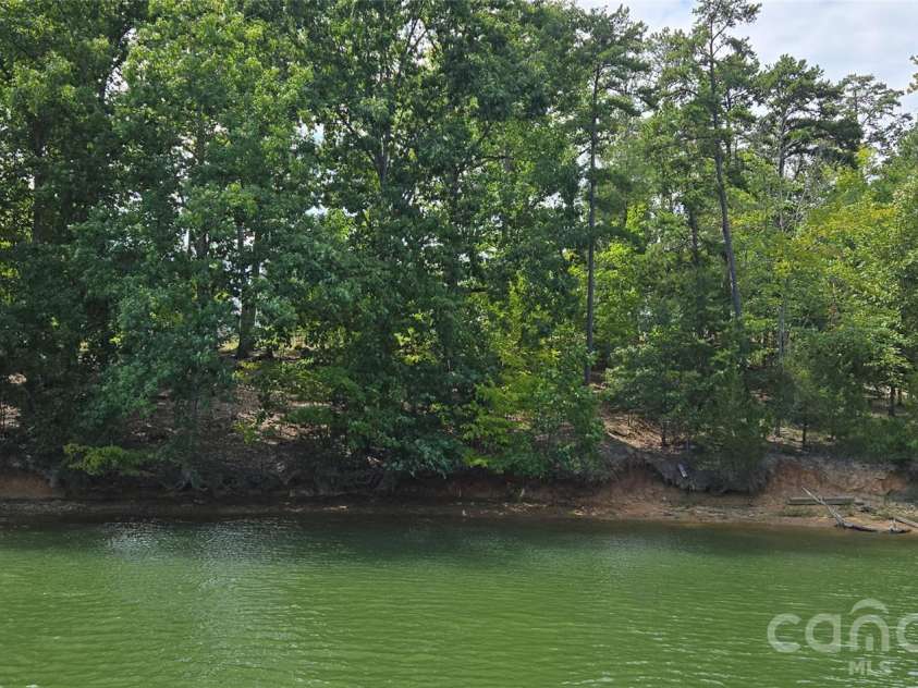 17446 Chaco Lane, Charlotte, NC 28278.  MLS# CAR4422494, YatesRealty ID 49561. 