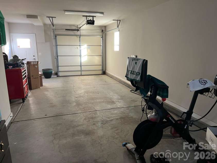 223 Uptown West Drive, Charlotte, NC 28208.  MLS# CAR4422556, YatesRealty ID 49562. 