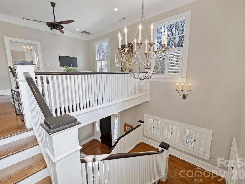 1136 Queens Road, Charlotte, NC 28207.  MLS# CAR4417695, YatesRealty ID 49563. 