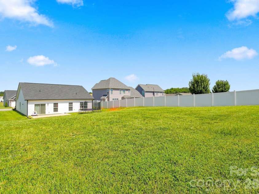 232 Pinnacle Crossing, Shelby, NC 28152.  MLS# CAR4419803, YatesRealty ID 49565. 