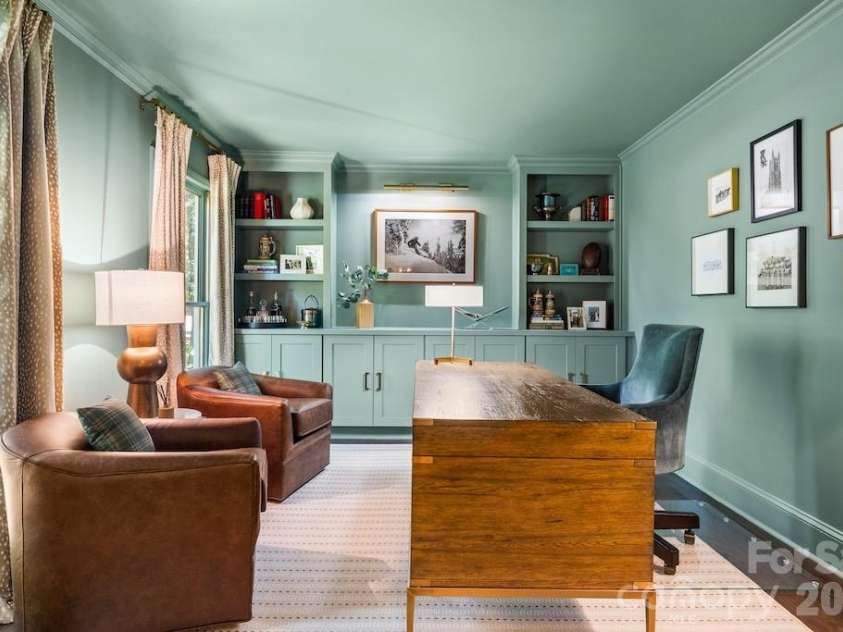4234 Rotunda Road, Charlotte, NC 28226.  MLS# CAR4419685, YatesRealty ID 49567. Updated private home office with custom built ins