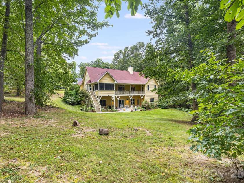 312 Forest Place, Candler, NC 28715.  MLS# CAR4419930, YatesRealty ID 49569. 