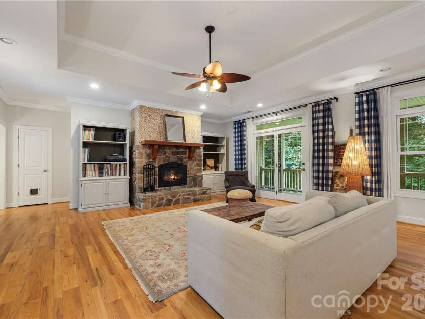 312 Forest Place, Candler, NC 28715.  MLS# CAR4419930, YatesRealty ID 49569. 