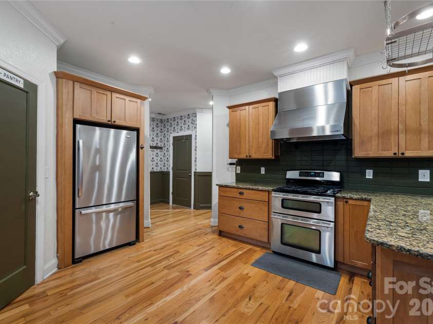 312 Forest Place, Candler, NC 28715.  MLS# CAR4419930, YatesRealty ID 49569. 