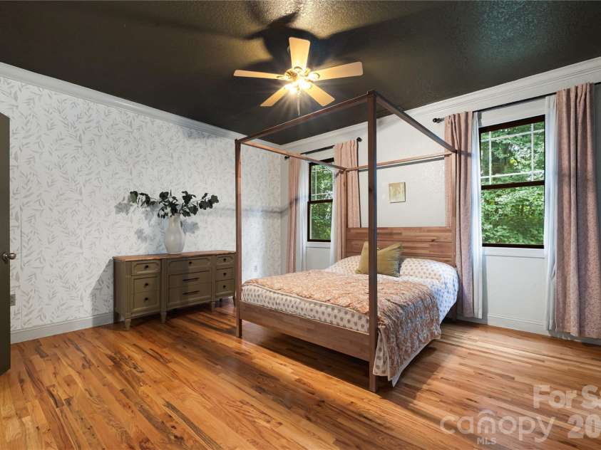312 Forest Place, Candler, NC 28715.  MLS# CAR4419930, YatesRealty ID 49569. 