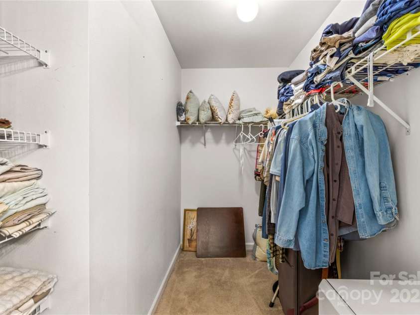 120 Vermillion Loop, Statesville, NC 28625.  MLS# CAR4243464, YatesRealty ID 4957. Large primary walk in closet