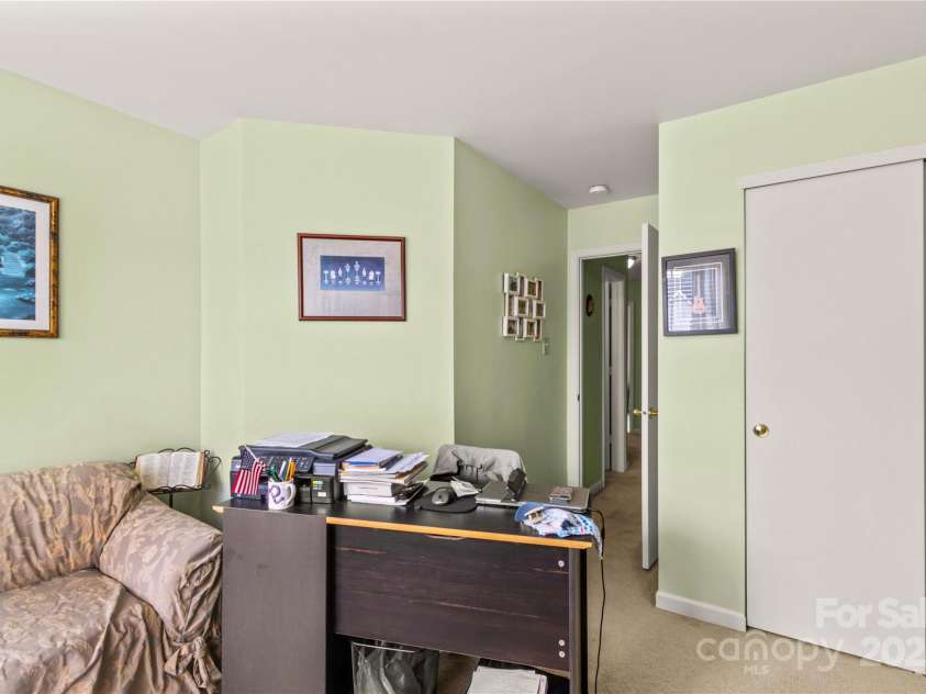 120 Vermillion Loop, Statesville, NC 28625.  MLS# CAR4243464, YatesRealty ID 4957. Office