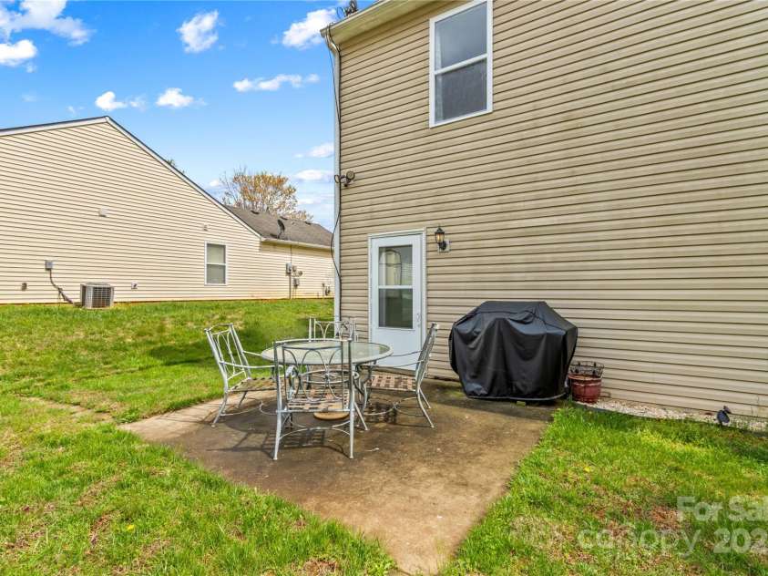 120 Vermillion Loop, Statesville, NC 28625.  MLS# CAR4243464, YatesRealty ID 4957. Patio