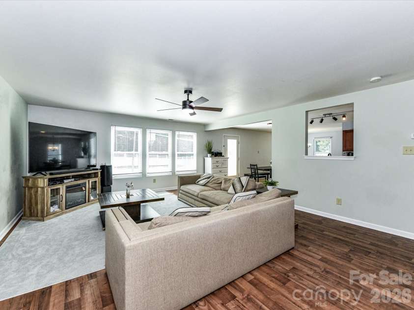 404 Inverness Lane, Salisbury, NC 28146.  MLS# CAR4420080, YatesRealty ID 49570. 