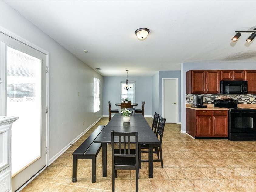 404 Inverness Lane, Salisbury, NC 28146.  MLS# CAR4420080, YatesRealty ID 49570. 