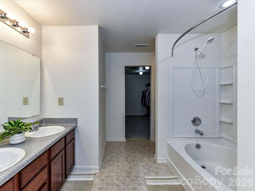 404 Inverness Lane, Salisbury, NC 28146.  MLS# CAR4420080, YatesRealty ID 49570. 