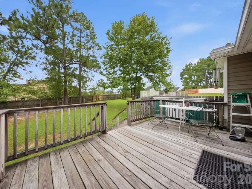 100 Donar Drive, Columbia, SC 29229.  MLS# CAR4420466, YatesRealty ID 49571. 