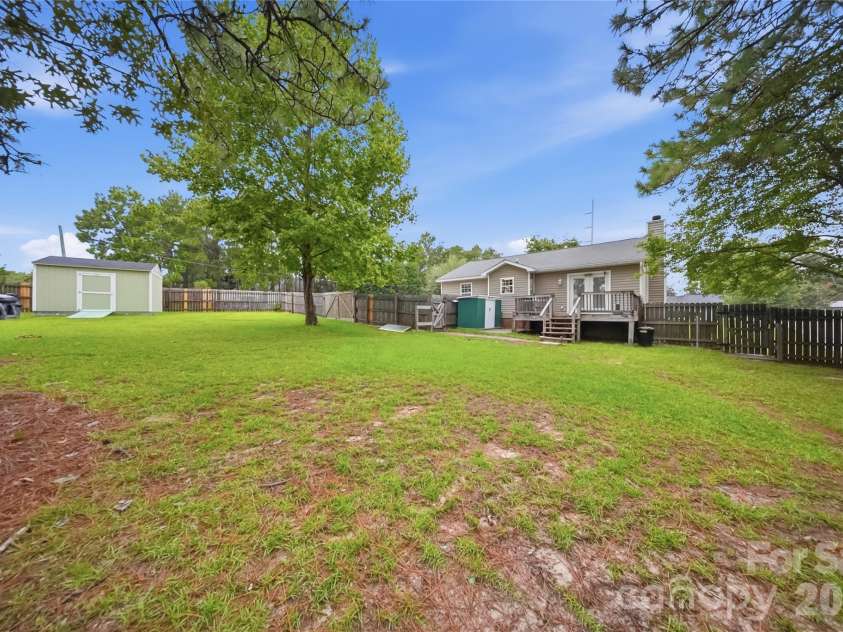 100 Donar Drive, Columbia, SC 29229.  MLS# CAR4420466, YatesRealty ID 49571. 