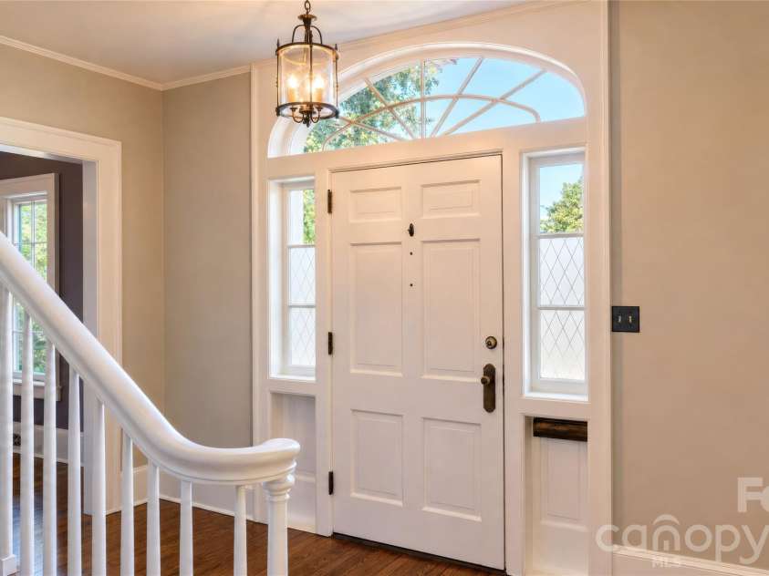 105 Montrose Street, Morganton, NC 28655.  MLS# CAR4420850, YatesRealty ID 49572. 