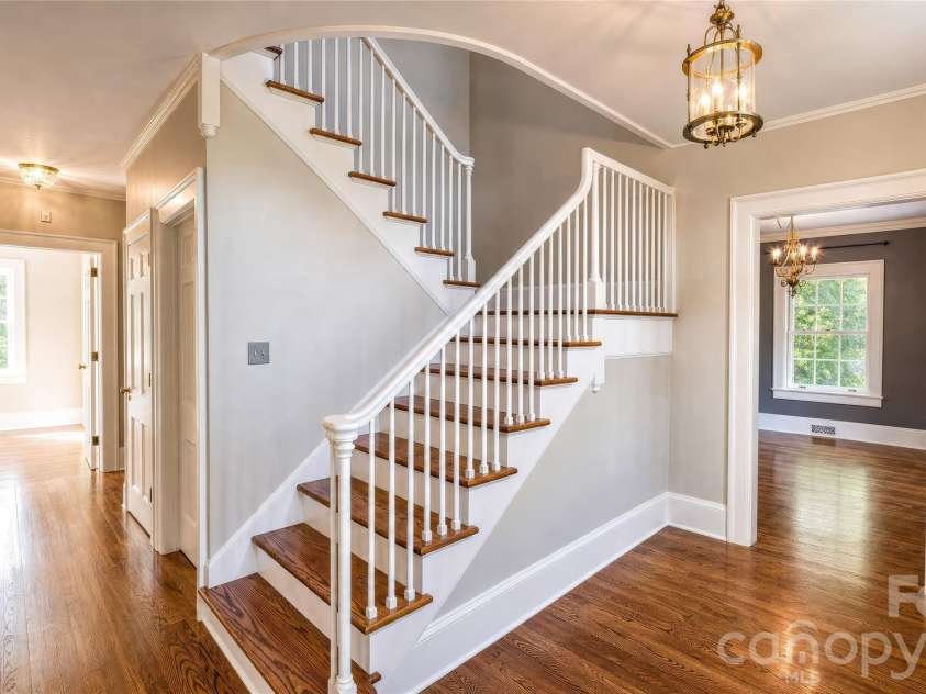 105 Montrose Street, Morganton, NC 28655.  MLS# CAR4420850, YatesRealty ID 49572. 