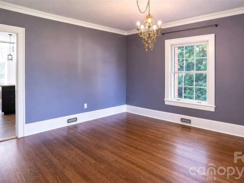 105 Montrose Street, Morganton, NC 28655.  MLS# CAR4420850, YatesRealty ID 49572. 