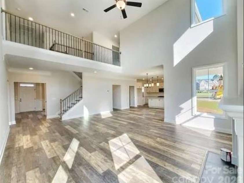 295 Village Glenn Circle, Blythewood, SC 29016.  MLS# CAR4410224, YatesRealty ID 49573. 