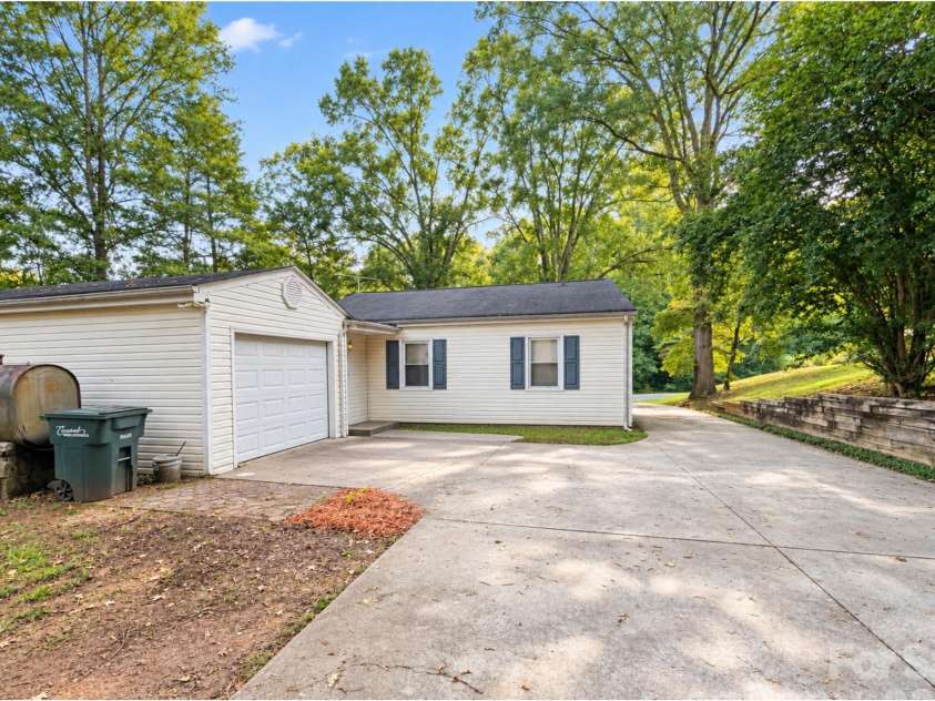 154 Shamrock Street, Concord, NC 28025.  MLS# CAR4421118, YatesRealty ID 49574. Backyard