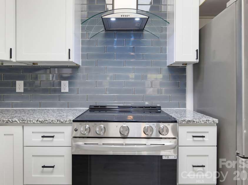 312 Gidney Street, Shelby, NC 28150.  MLS# CAR4421138, YatesRealty ID 49575. 