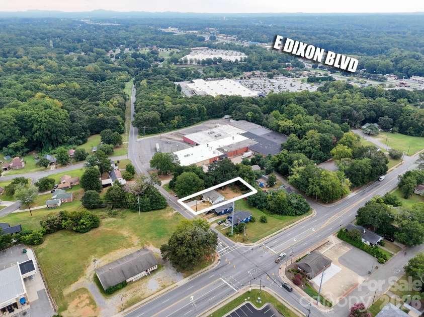 312 Gidney Street, Shelby, NC 28150.  MLS# CAR4421138, YatesRealty ID 49575. 