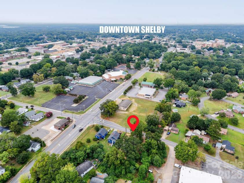 312 Gidney Street, Shelby, NC 28150.  MLS# CAR4421138, YatesRealty ID 49575. 