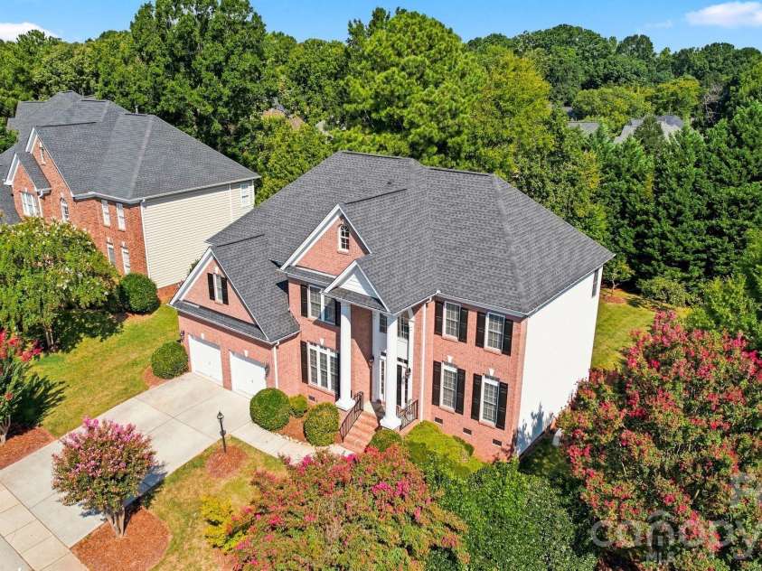 19104 Berkley Commons Drive, Cornelius, NC 28031.  MLS# CAR4419983, YatesRealty ID 49579. 