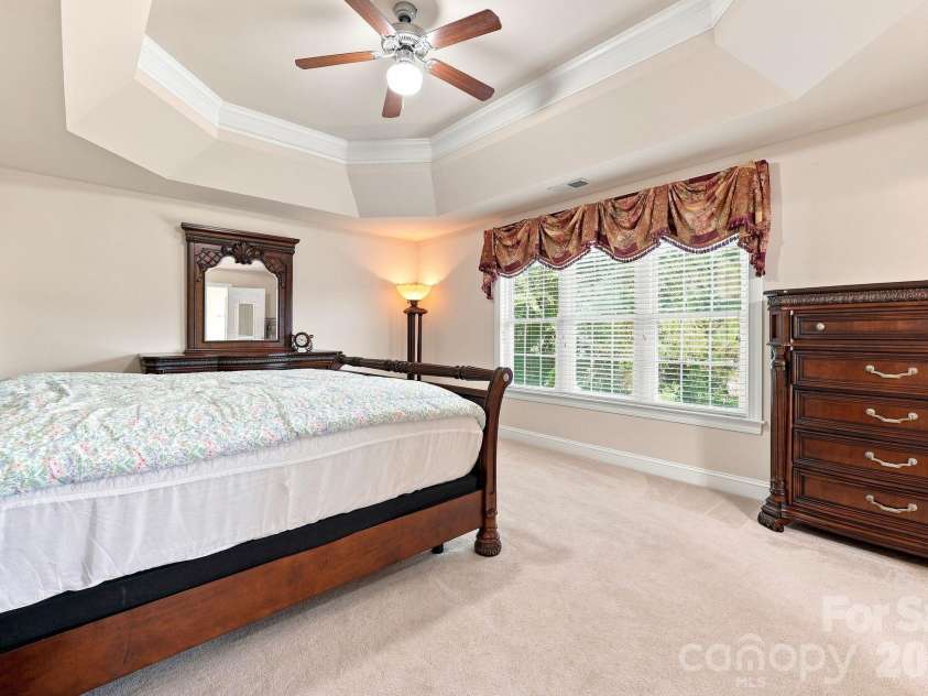 19104 Berkley Commons Drive, Cornelius, NC 28031.  MLS# CAR4419983, YatesRealty ID 49579. 