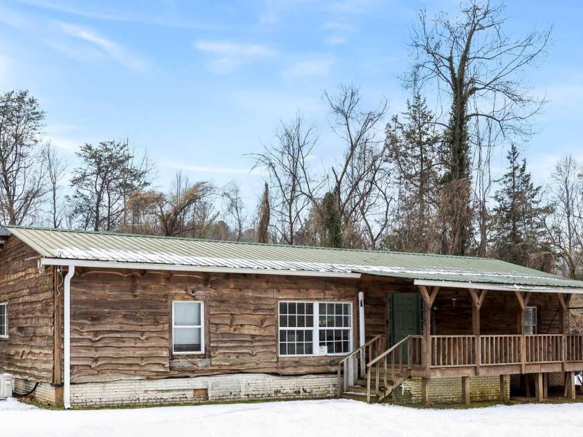104 Jolly Road, Old Fort, NC 28762.  MLS# CAR4346258, YatesRealty ID 4958. 