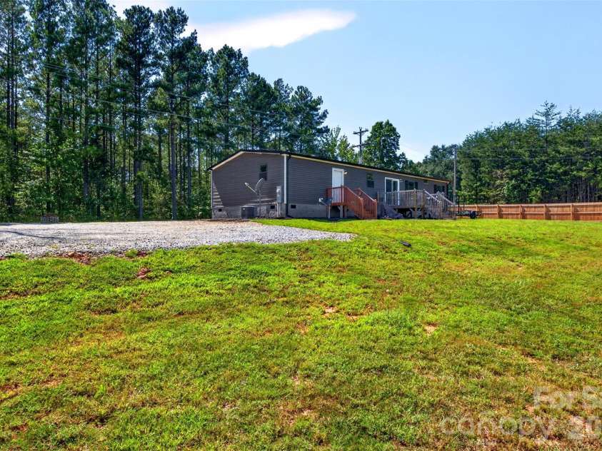 316 Oak Grove Road, Landrum, SC 29356.  MLS# CAR4422403, YatesRealty ID 49582. 