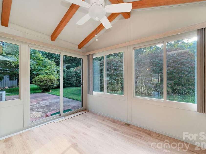 234 Resada Drive, Brevard, NC 28712.  MLS# CAR4422356, YatesRealty ID 49585. 