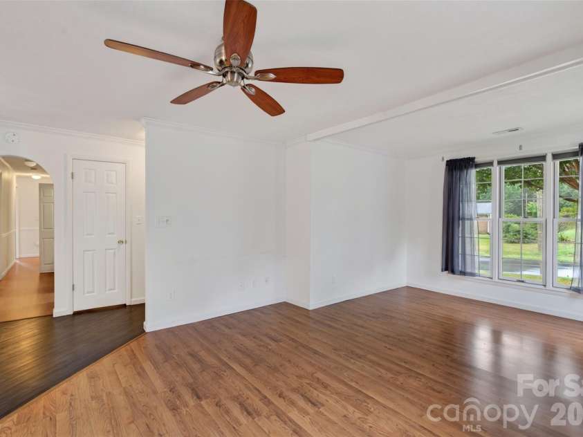 115 Eller Road, Gastonia, NC 28056.  MLS# CAR4409479, YatesRealty ID 49587. 