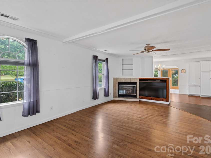 115 Eller Road, Gastonia, NC 28056.  MLS# CAR4409479, YatesRealty ID 49587. 