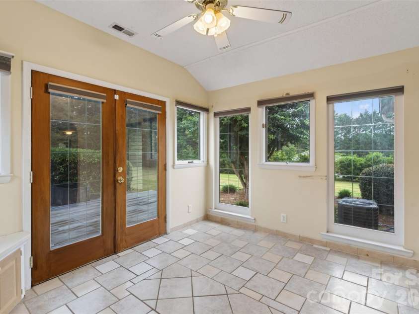 115 Eller Road, Gastonia, NC 28056.  MLS# CAR4409479, YatesRealty ID 49587. 