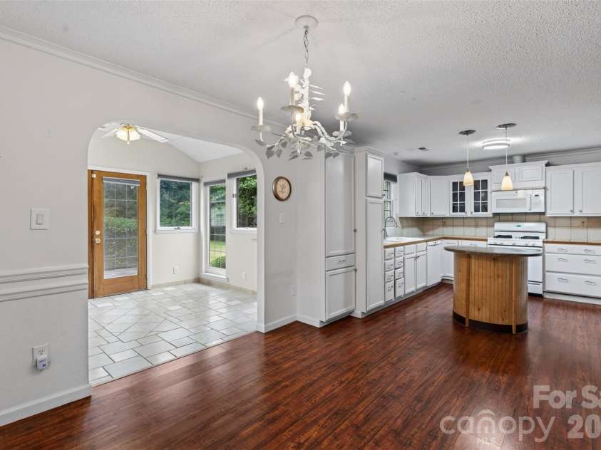 115 Eller Road, Gastonia, NC 28056.  MLS# CAR4409479, YatesRealty ID 49587. 