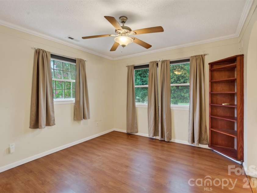 115 Eller Road, Gastonia, NC 28056.  MLS# CAR4409479, YatesRealty ID 49587. 