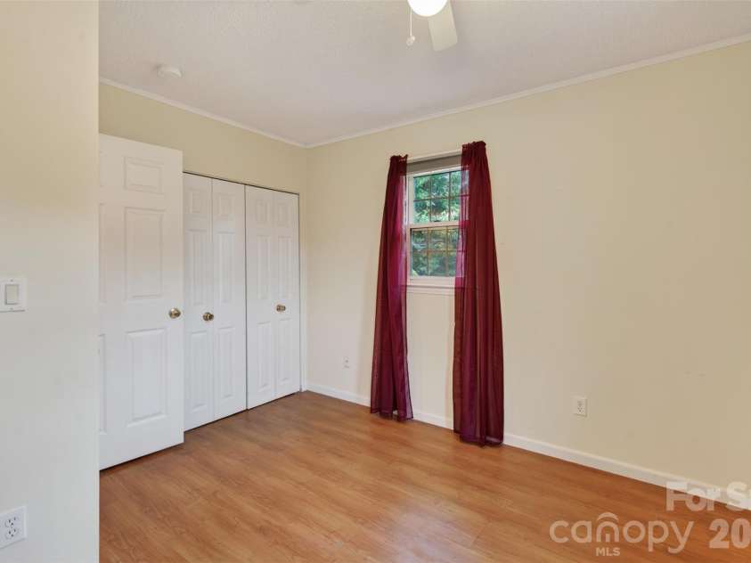115 Eller Road, Gastonia, NC 28056.  MLS# CAR4409479, YatesRealty ID 49587. 