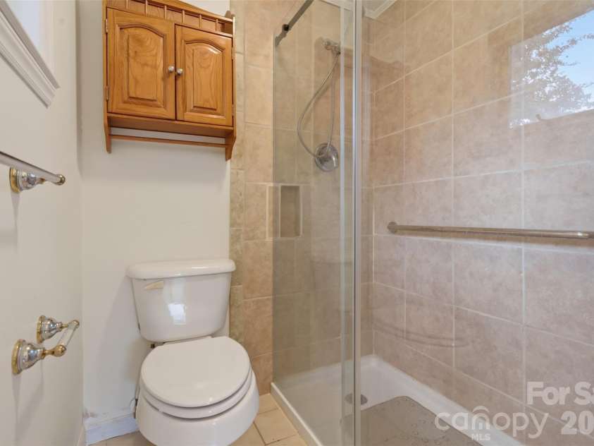 115 Eller Road, Gastonia, NC 28056.  MLS# CAR4409479, YatesRealty ID 49587. 