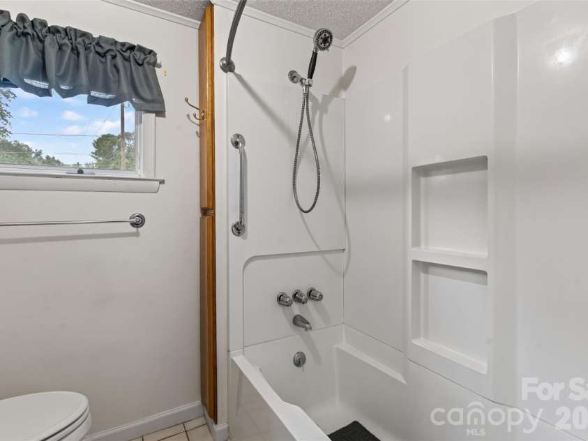 115 Eller Road, Gastonia, NC 28056.  MLS# CAR4409479, YatesRealty ID 49587. 