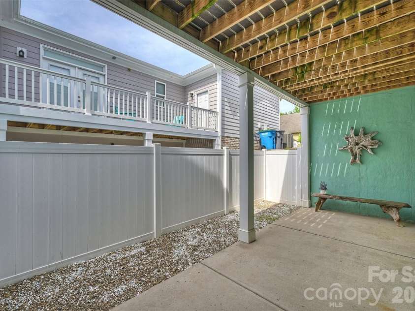 4141 Spool Lane, Belmont, NC 28012.  MLS# CAR4373477, YatesRealty ID 49588. 
