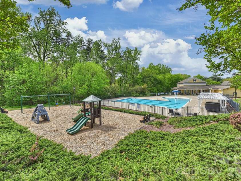 4141 Spool Lane, Belmont, NC 28012.  MLS# CAR4373477, YatesRealty ID 49588. 