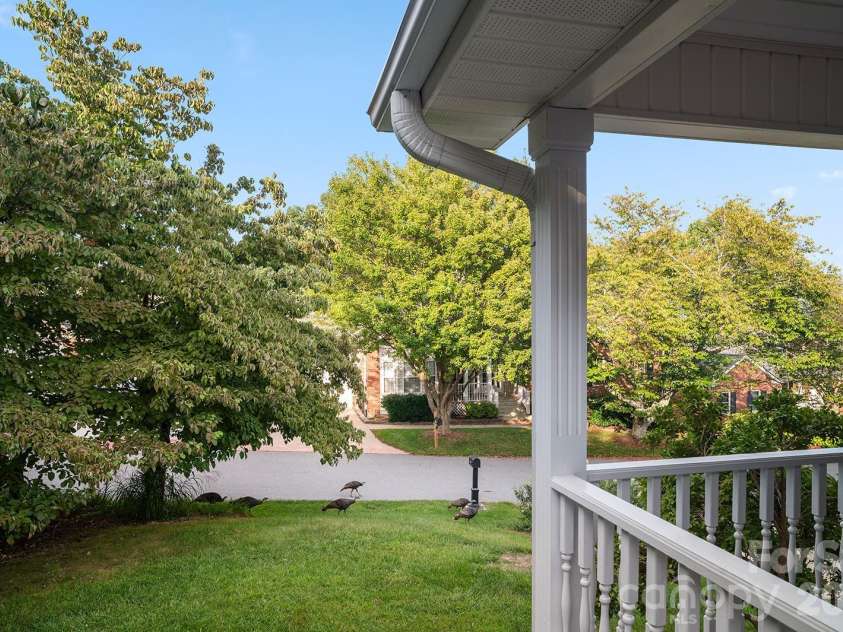647 High Quarry Road, Hendersonville, NC 28791.  MLS# CAR4416644, YatesRealty ID 49589. 