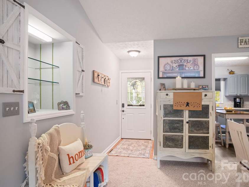 647 High Quarry Road, Hendersonville, NC 28791.  MLS# CAR4416644, YatesRealty ID 49589. 