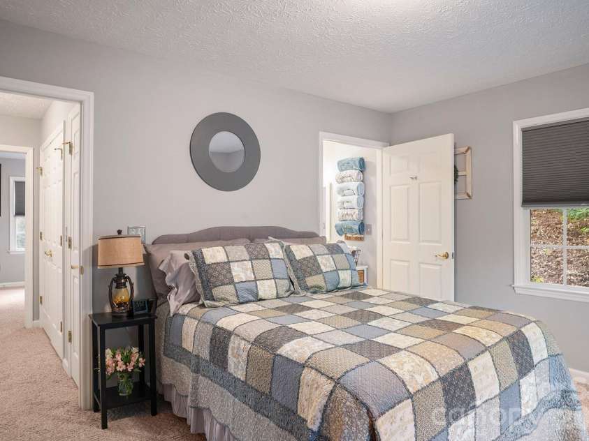 647 High Quarry Road, Hendersonville, NC 28791.  MLS# CAR4416644, YatesRealty ID 49589. 