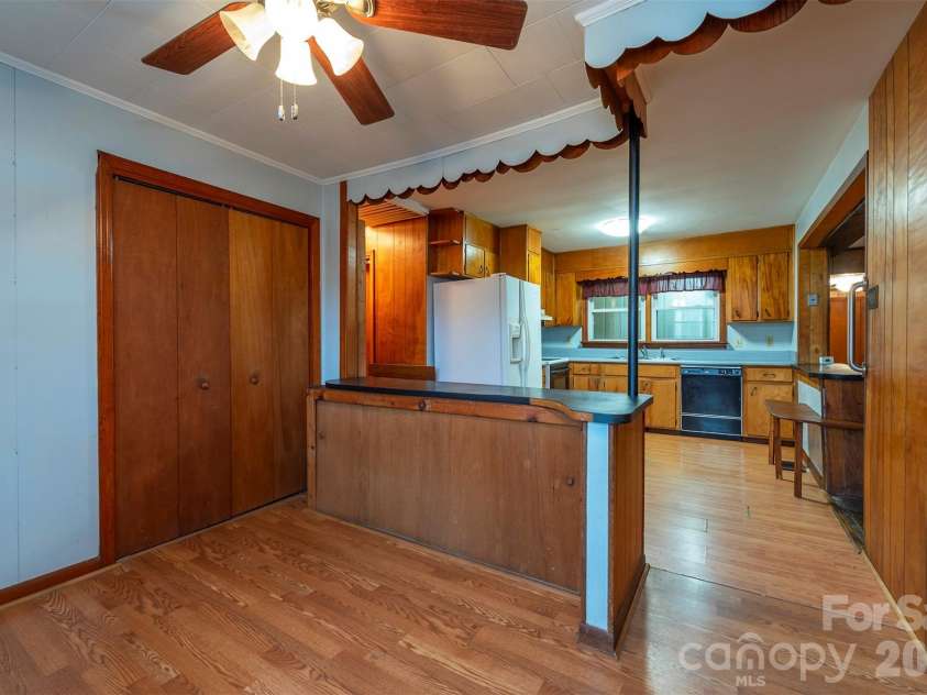 175 & 179 River Lane, Canton, NC 28716.  MLS# CAR4325310, YatesRealty ID 4959. 