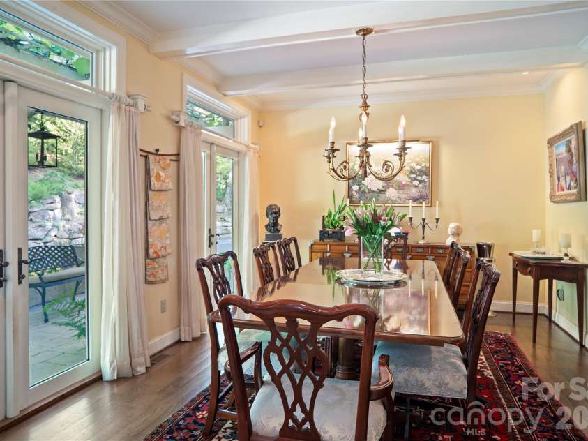 4 Citadel Lane, Hendersonville, NC 28739.  MLS# CAR4416702, YatesRealty ID 49590. 